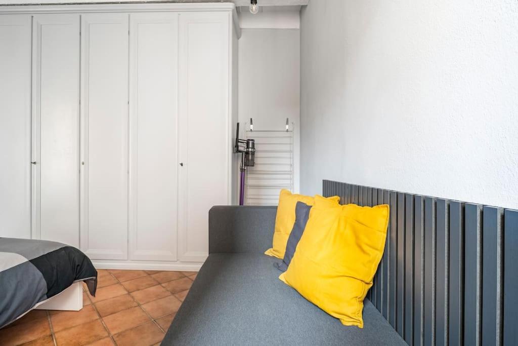L'Atelier Del Centro: Tra Design, Storia E Fascino Apartment Brescia Bagian luar foto